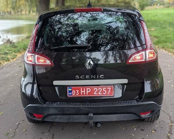 Рено Сценик 2010 в Ровно на Automoto.ua Черный Рено Сценик, объемом двигателя 1.6 л и пробегом 231 тыс. км за 7500 $, фото 7 на Automoto.ua