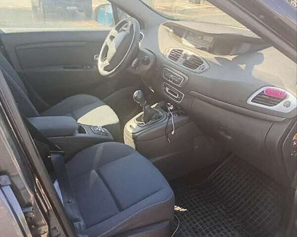 Черный Рено Сценик, объемом двигателя 1.46 л и пробегом 247 тыс. км за 4500 $, фото 8 на Automoto.ua