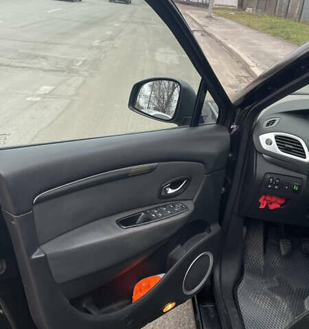 Чорний Рено Сценік, об'ємом двигуна 1.6 л та пробігом 303 тис. км за 5900 $, фото 9 на Automoto.ua