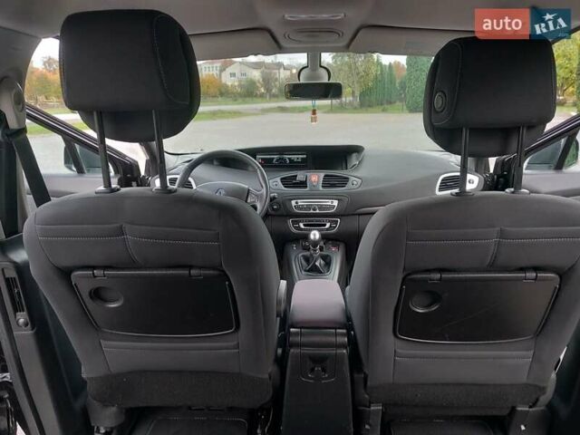 Рено Сценик 2010 в Дубно на Automoto.ua Черный Рено Сценик, объемом двигателя 1.5 л и пробегом 220 тыс. км за 6950 $, фото 54 на Automoto.ua
