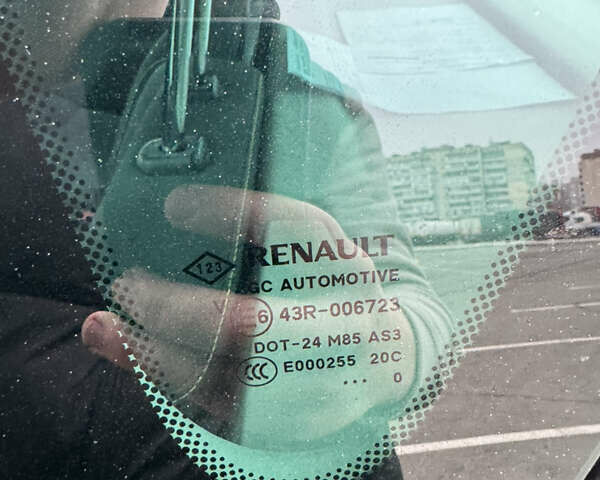 Черный Рено Сценик, объемом двигателя 1.5 л и пробегом 285 тыс. км за 6900 $, фото 27 на Automoto.ua