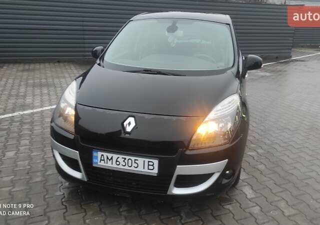 Черный Рено Сценик, объемом двигателя 1.5 л и пробегом 265 тыс. км за 7300 $, фото 2 на Automoto.ua