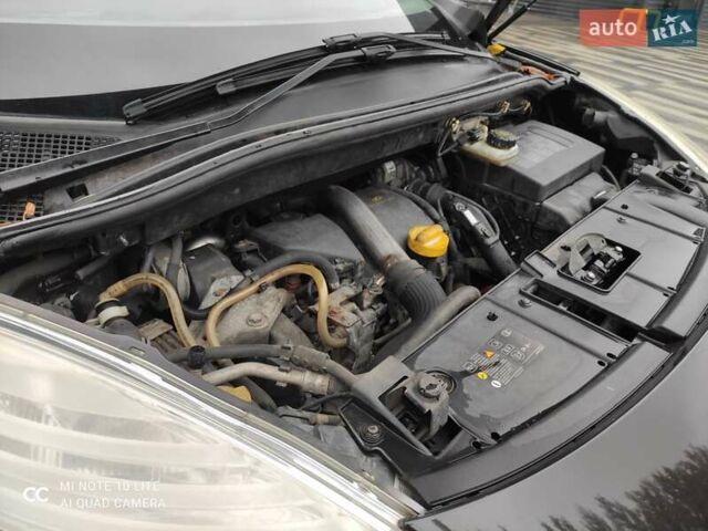Черный Рено Сценик, объемом двигателя 1.46 л и пробегом 260 тыс. км за 5800 $, фото 22 на Automoto.ua