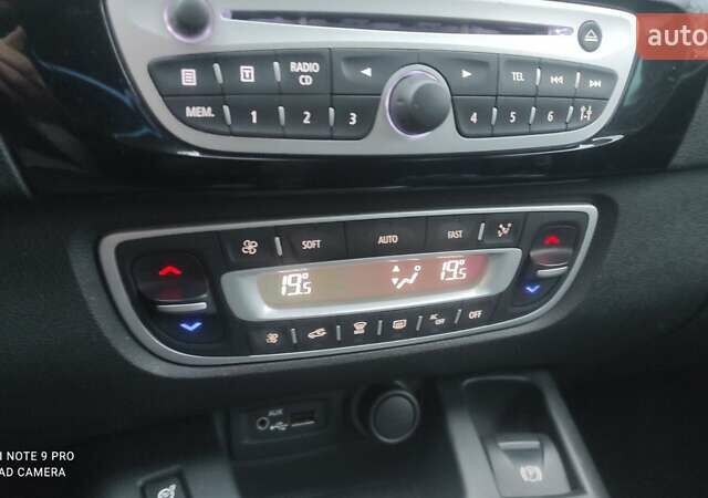 Черный Рено Сценик, объемом двигателя 1.5 л и пробегом 265 тыс. км за 7300 $, фото 20 на Automoto.ua