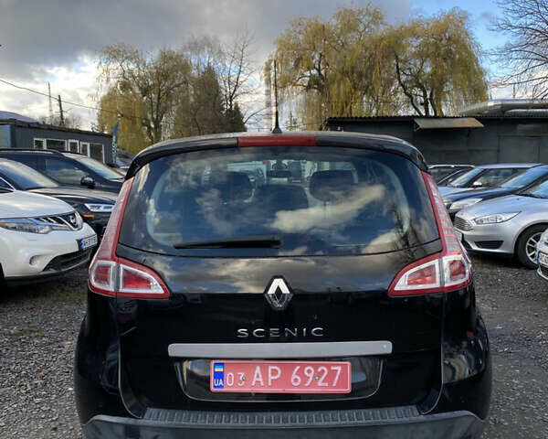 Чорний Рено Сценік, об'ємом двигуна 2 л та пробігом 227 тис. км за 7500 $, фото 4 на Automoto.ua