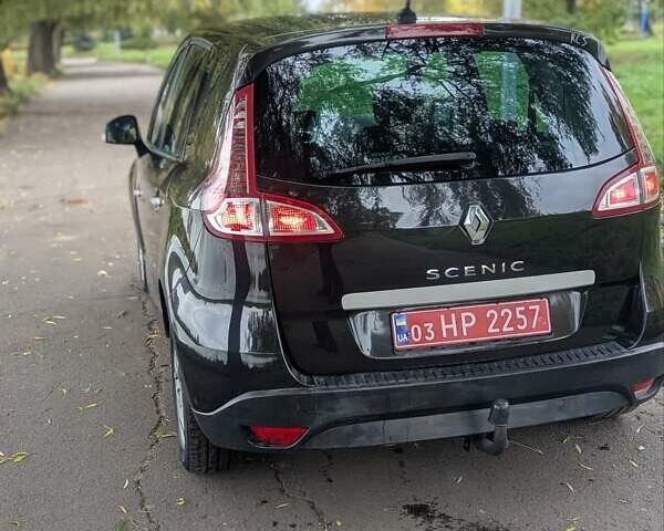 Рено Сценик 2010 в Ровно на Automoto.ua Черный Рено Сценик, объемом двигателя 1.6 л и пробегом 231 тыс. км за 7500 $, фото 1 на Automoto.ua