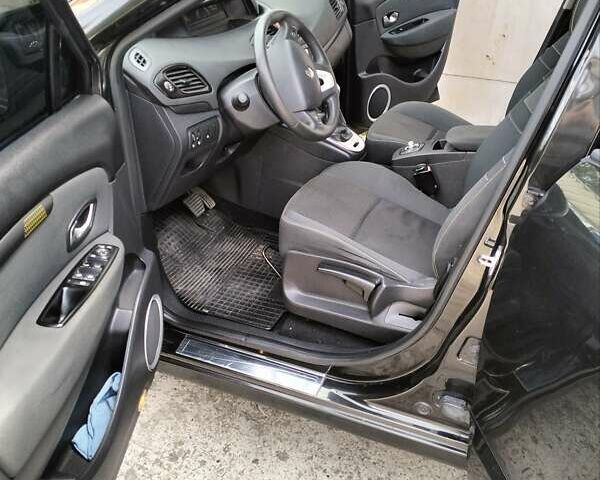 Черный Рено Сценик, объемом двигателя 1.5 л и пробегом 260 тыс. км за 8000 $, фото 7 на Automoto.ua
