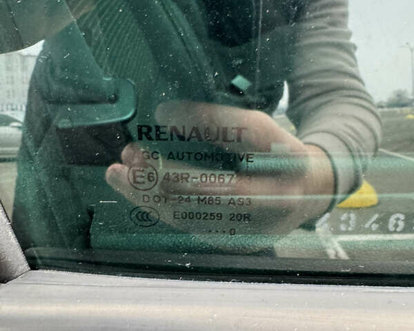 Черный Рено Сценик, объемом двигателя 1.5 л и пробегом 285 тыс. км за 6900 $, фото 20 на Automoto.ua