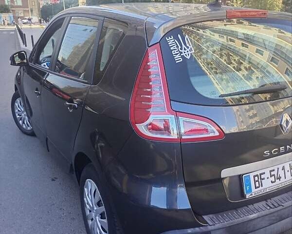Черный Рено Сценик, объемом двигателя 1.46 л и пробегом 247 тыс. км за 4500 $, фото 13 на Automoto.ua