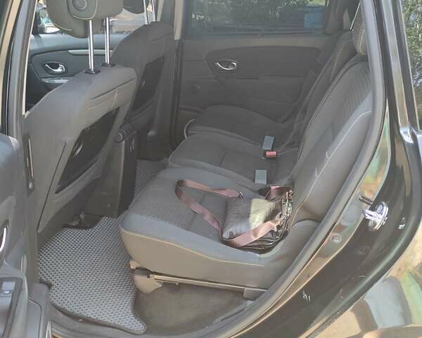 Черный Рено Сценик, объемом двигателя 1.5 л и пробегом 257 тыс. км за 6800 $, фото 4 на Automoto.ua