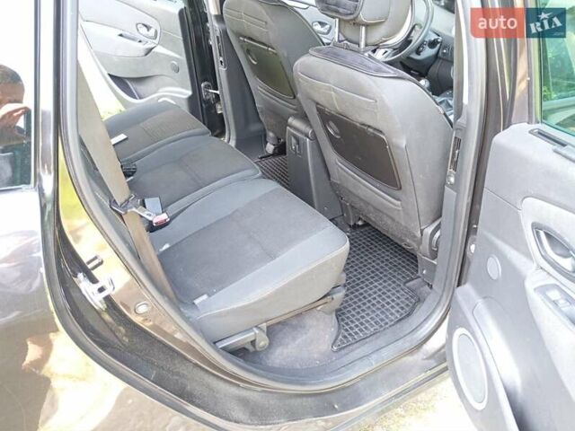 Чорний Рено Сценік, об'ємом двигуна 1.9 л та пробігом 260 тис. км за 7500 $, фото 11 на Automoto.ua