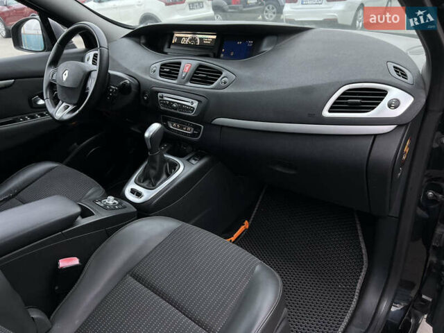 Чорний Рено Сценік, об'ємом двигуна 1.5 л та пробігом 232 тис. км за 6500 $, фото 27 на Automoto.ua