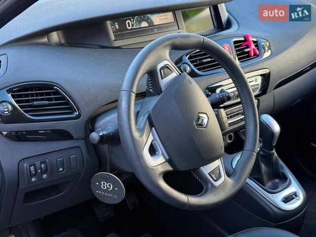 Чорний Рено Сценік, об'ємом двигуна 1.5 л та пробігом 233 тис. км за 7700 $, фото 17 на Automoto.ua