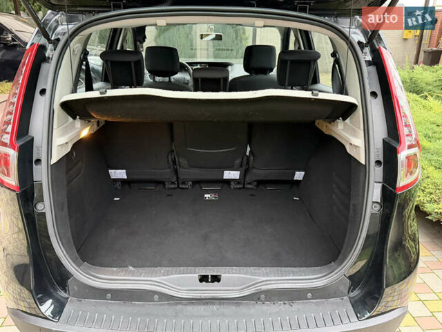 Чорний Рено Сценік, об'ємом двигуна 1.6 л та пробігом 179 тис. км за 6999 $, фото 24 на Automoto.ua