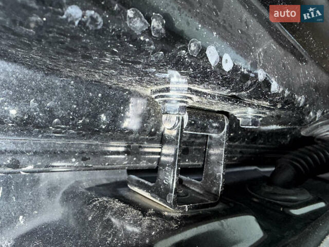 Чорний Рено Сценік, об'ємом двигуна 1.6 л та пробігом 179 тис. км за 6999 $, фото 26 на Automoto.ua