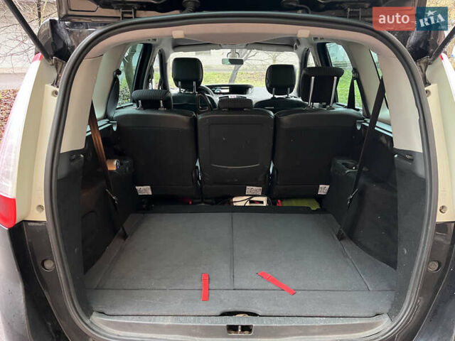 Чорний Рено Сценік, об'ємом двигуна 1.5 л та пробігом 279 тис. км за 7000 $, фото 9 на Automoto.ua