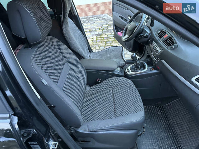 Черный Рено Сценик, объемом двигателя 1.5 л и пробегом 222 тыс. км за 6900 $, фото 21 на Automoto.ua