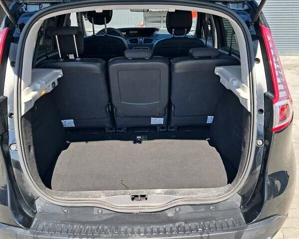Черный Рено Сценик, объемом двигателя 1.5 л и пробегом 230 тыс. км за 6800 $, фото 7 на Automoto.ua