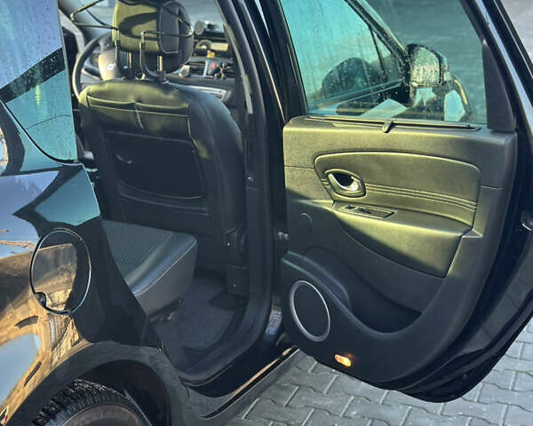 Черный Рено Сценик, объемом двигателя 1.4 л и пробегом 159 тыс. км за 6800 $, фото 26 на Automoto.ua