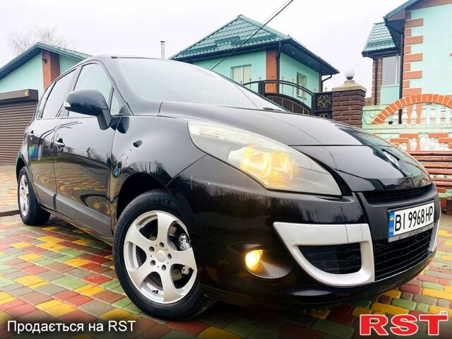 Рено Сценик 2011 в Полтаве на Automoto.ua Черный Рено Сценик, объемом двигателя 1.5 л и пробегом 270 тыс. км за 6000 $, фото 5 на Automoto.ua