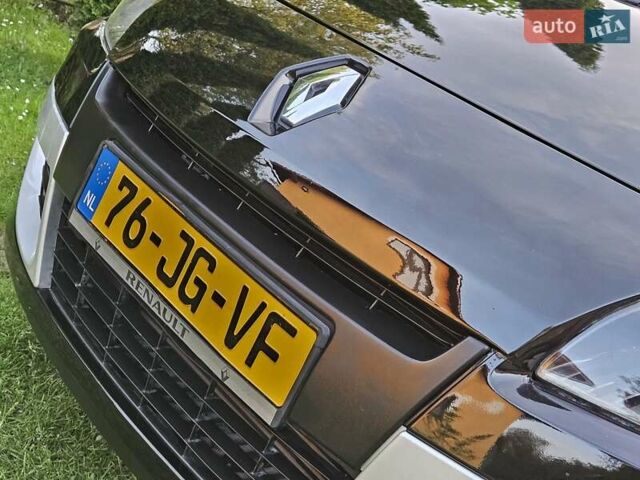 Чорний Рено Сценік, об'ємом двигуна 1.5 л та пробігом 272 тис. км за 6400 $, фото 19 на Automoto.ua