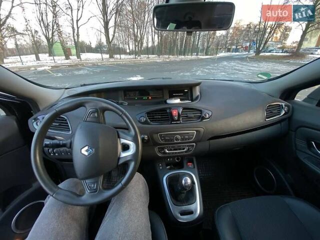 Черный Рено Сценик, объемом двигателя 1.6 л и пробегом 219 тыс. км за 7599 $, фото 19 на Automoto.ua