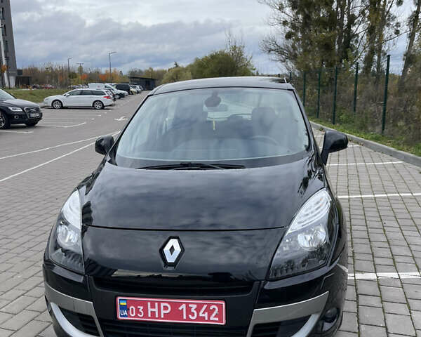 Рено Сценік 2011 у Луцьку на Automoto.ua Чорний Рено Сценік, об'ємом двигуна 1.5 л та пробігом 230 тис. км за 6950 $, фото 1 на Automoto.ua