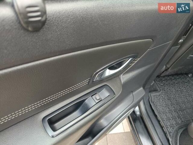 Черный Рено Сценик, объемом двигателя 1.46 л и пробегом 182 тыс. км за 7700 $, фото 39 на Automoto.ua