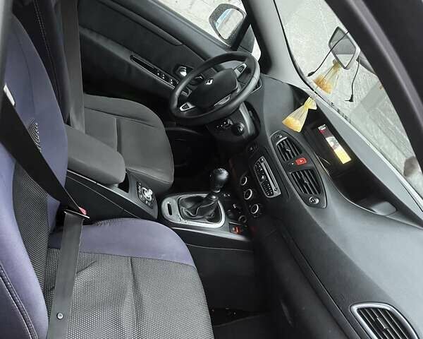 Черный Рено Сценик, объемом двигателя 1.46 л и пробегом 270 тыс. км за 7000 $, фото 8 на Automoto.ua