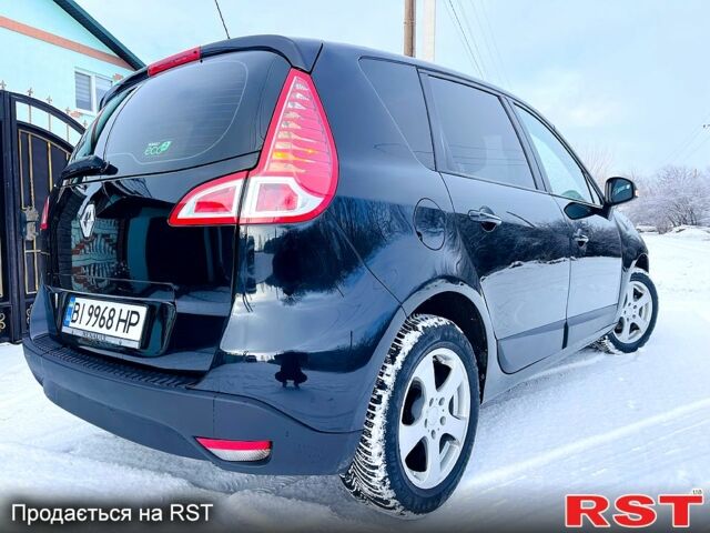 Рено Сценик 2011 в Полтаве на Automoto.ua Черный Рено Сценик, объемом двигателя 1.5 л и пробегом 270 тыс. км за 6000 $, фото 7 на Automoto.ua