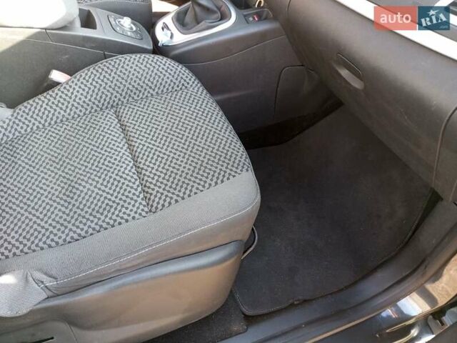 Чорний Рено Сценік, об'ємом двигуна 1.5 л та пробігом 226 тис. км за 6555 $, фото 5 на Automoto.ua