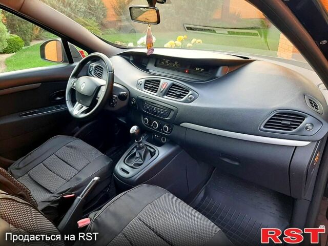 Черный Рено Сценик, объемом двигателя 1.5 л и пробегом 270 тыс. км за 7400 $, фото 5 на Automoto.ua