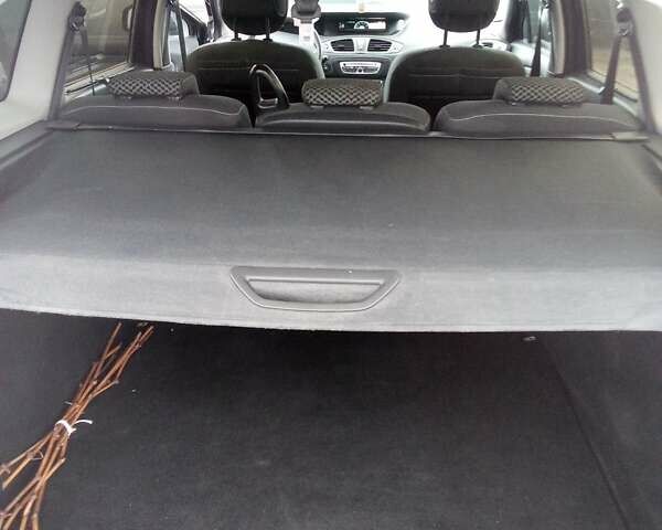 Чорний Рено Сценік, об'ємом двигуна 1.5 л та пробігом 293 тис. км за 6850 $, фото 5 на Automoto.ua