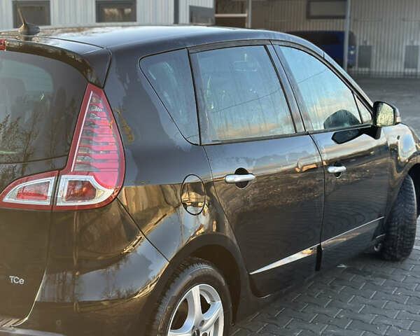 Черный Рено Сценик, объемом двигателя 1.4 л и пробегом 159 тыс. км за 6800 $, фото 12 на Automoto.ua