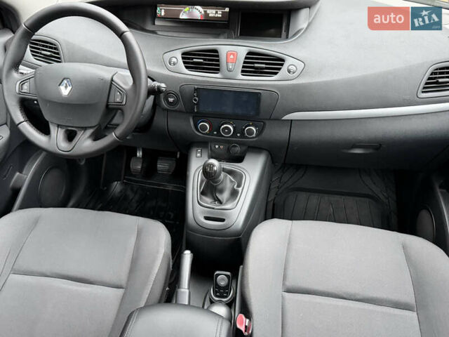 Чорний Рено Сценік, об'ємом двигуна 1.6 л та пробігом 179 тис. км за 6999 $, фото 34 на Automoto.ua