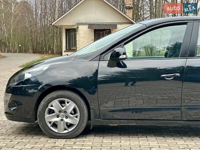 Черный Рено Сценик, объемом двигателя 1.5 л и пробегом 236 тыс. км за 7300 $, фото 15 на Automoto.ua