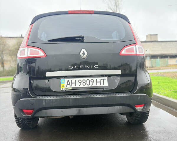 Черный Рено Сценик, объемом двигателя 2 л и пробегом 294 тыс. км за 6800 $, фото 8 на Automoto.ua