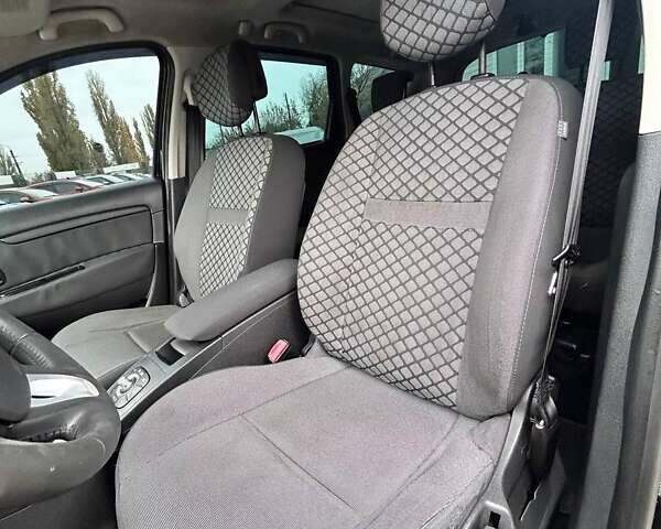 Черный Рено Сценик, объемом двигателя 1.5 л и пробегом 215 тыс. км за 7400 $, фото 14 на Automoto.ua