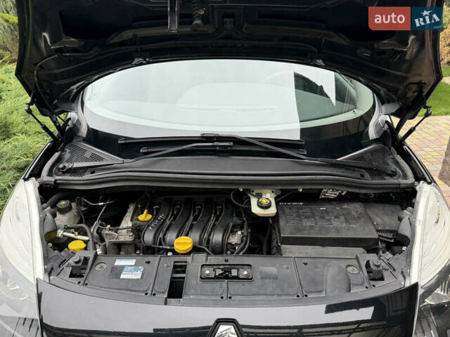 Чорний Рено Сценік, об'ємом двигуна 1.6 л та пробігом 179 тис. км за 6999 $, фото 32 на Automoto.ua