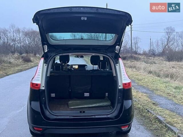 Черный Рено Сценик, объемом двигателя 1.5 л и пробегом 317 тыс. км за 5250 $, фото 10 на Automoto.ua