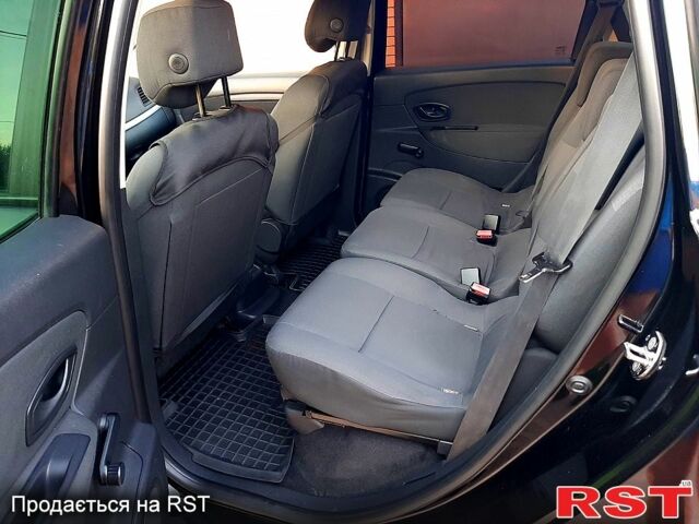 Черный Рено Сценик, объемом двигателя 1.5 л и пробегом 270 тыс. км за 7400 $, фото 6 на Automoto.ua