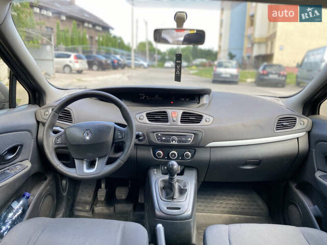 Черный Рено Сценик, объемом двигателя 1.46 л и пробегом 296 тыс. км за 5950 $, фото 13 на Automoto.ua