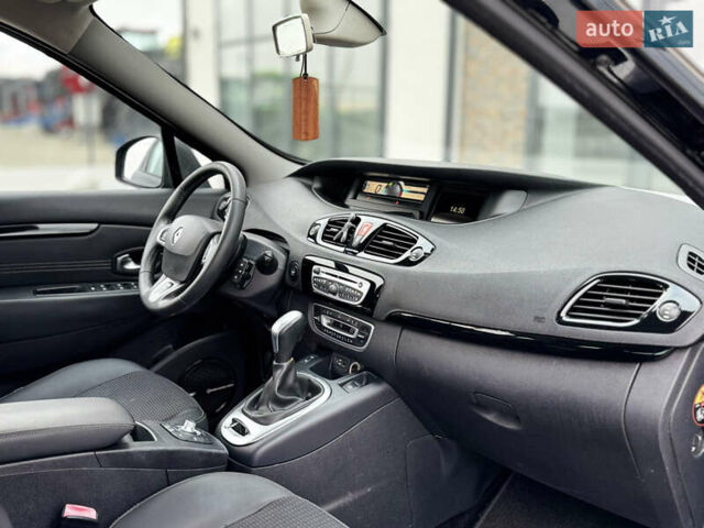 Чорний Рено Сценік, об'ємом двигуна 1.5 л та пробігом 231 тис. км за 7200 $, фото 19 на Automoto.ua