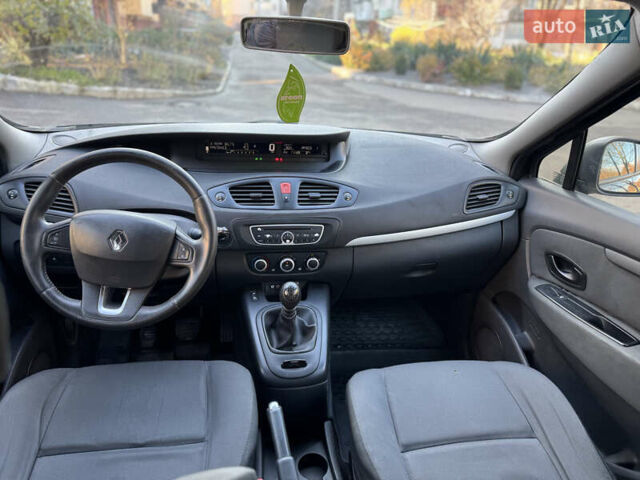 Черный Рено Сценик, объемом двигателя 1.5 л и пробегом 302 тыс. км за 5000 $, фото 3 на Automoto.ua