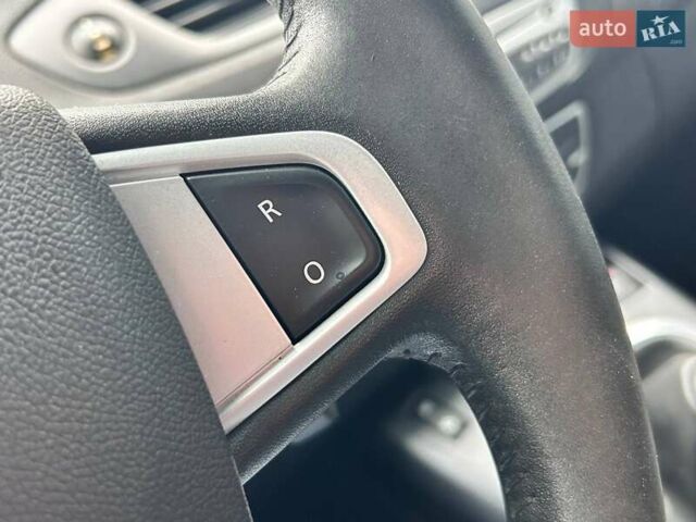 Черный Рено Сценик, объемом двигателя 1.5 л и пробегом 215 тыс. км за 7400 $, фото 21 на Automoto.ua