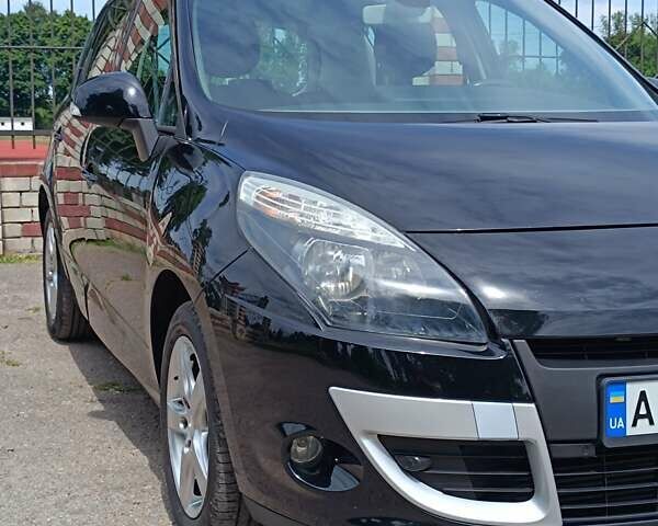 Чорний Рено Сценік, об'ємом двигуна 1.5 л та пробігом 182 тис. км за 7450 $, фото 2 на Automoto.ua