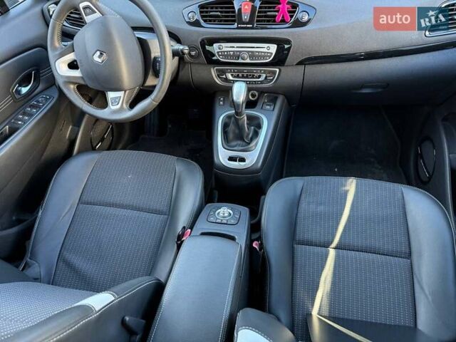 Чорний Рено Сценік, об'ємом двигуна 1.5 л та пробігом 233 тис. км за 7700 $, фото 20 на Automoto.ua
