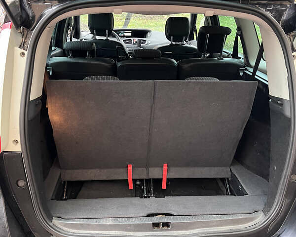 Чорний Рено Сценік, об'ємом двигуна 1.5 л та пробігом 279 тис. км за 7000 $, фото 4 на Automoto.ua