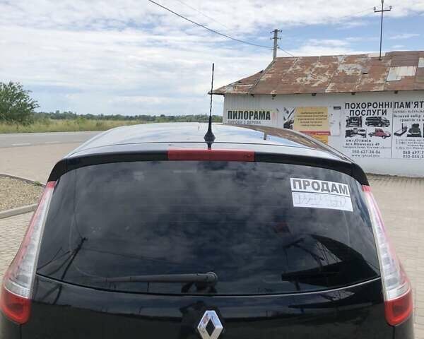 Рено Сценік 2011 у Коломые на Automoto.ua Чорний Рено Сценік, об'ємом двигуна 1.5 л та пробігом 158 тис. км за 5500 $, фото 5 на Automoto.ua