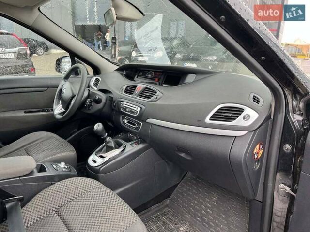 Черный Рено Сценик, объемом двигателя 1.5 л и пробегом 320 тыс. км за 4990 $, фото 24 на Automoto.ua